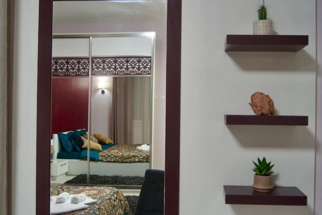 Cozy 2Br Oasis In Central Burgas Esterno foto